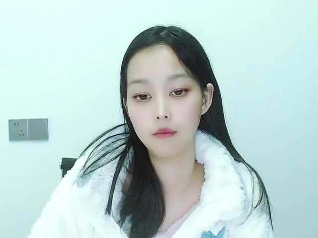 Selinababy99's BongaCams show and profile