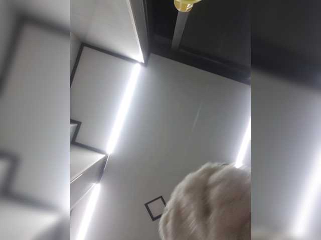 Selinababy99's BongaCams show and profile