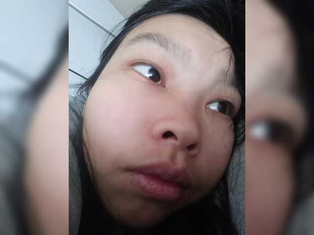 Selinababy99's BongaCams show and profile