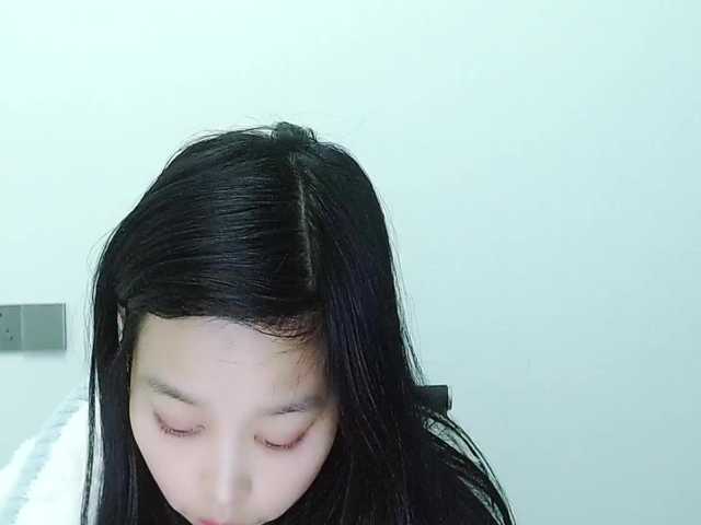 Selinababy99's BongaCams show and profile