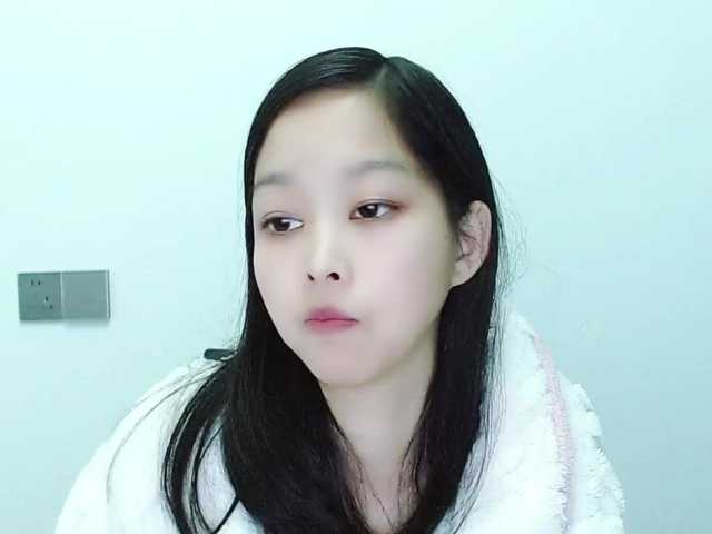 Selinababy99's BongaCams show and profile