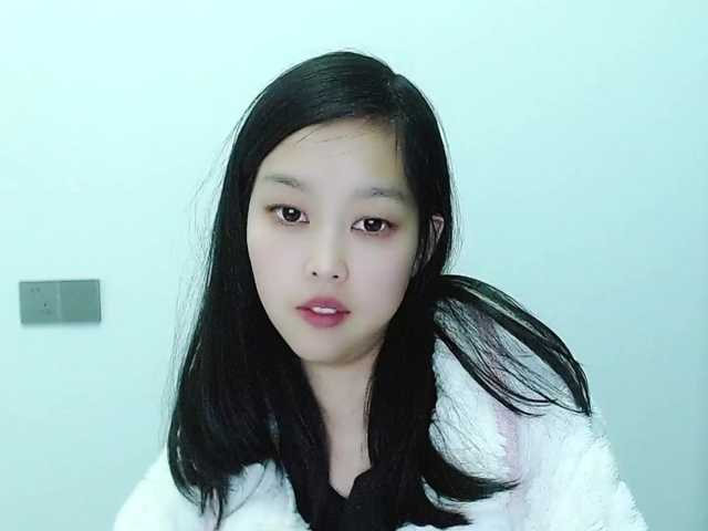 Selinababy99's BongaCams show and profile