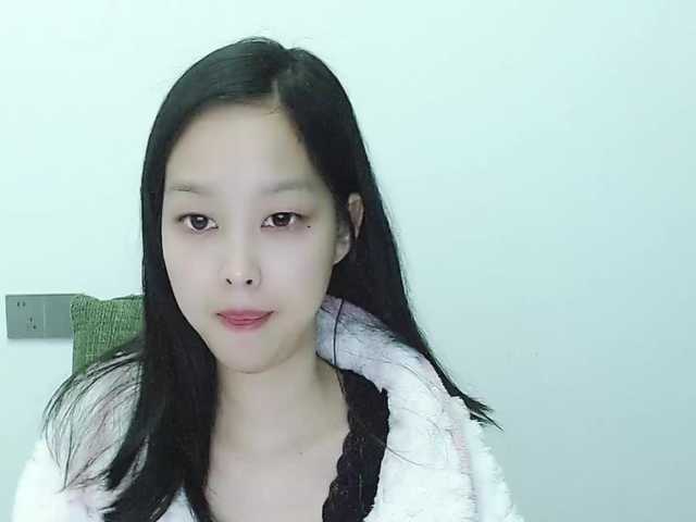 Selinababy99's BongaCams show and profile