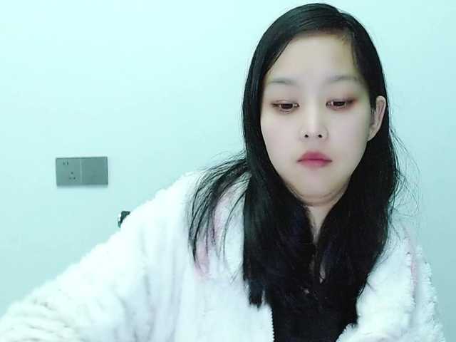 Selinababy99's BongaCams show and profile