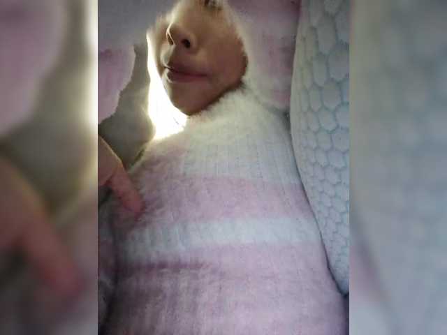 Selinababy99's BongaCams show and profile