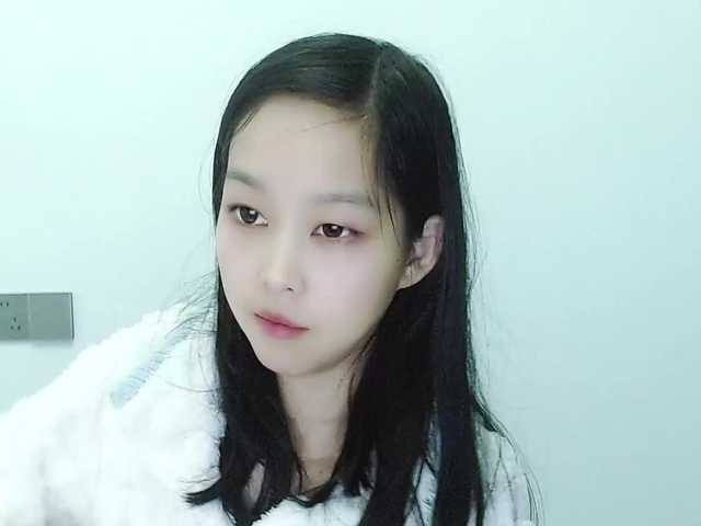 Selinababy99's BongaCams show and profile