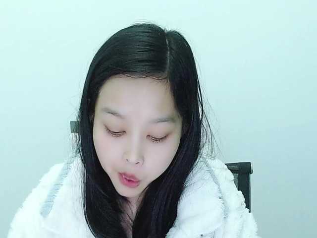 Selinababy99's BongaCams show and profile