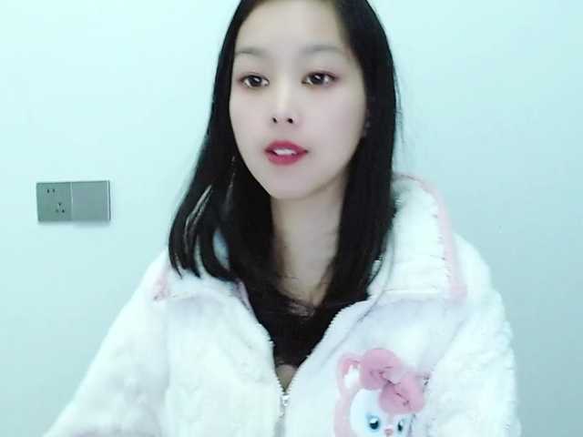 Selinababy99's BongaCams show and profile