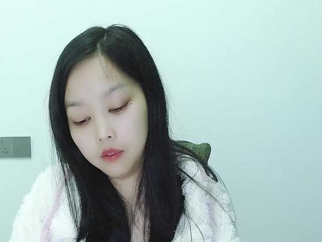 Selinababy99's BongaCams show and profile