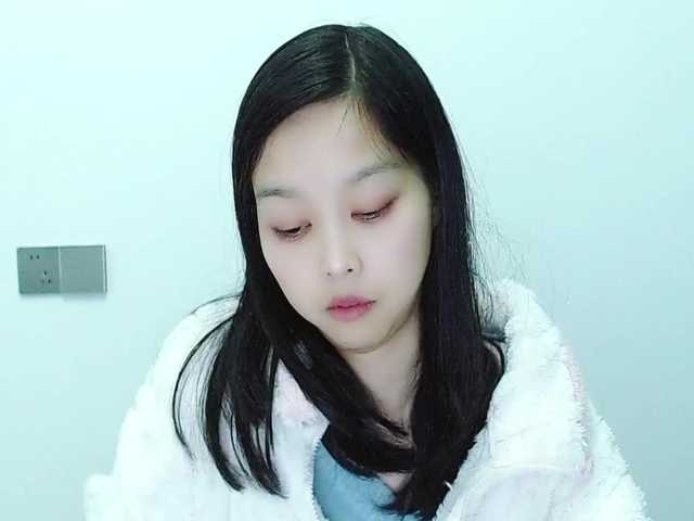 Selinababy99's BongaCams show and profile