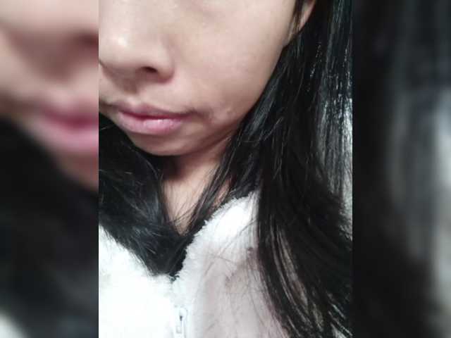 Selinababy99's BongaCams show and profile