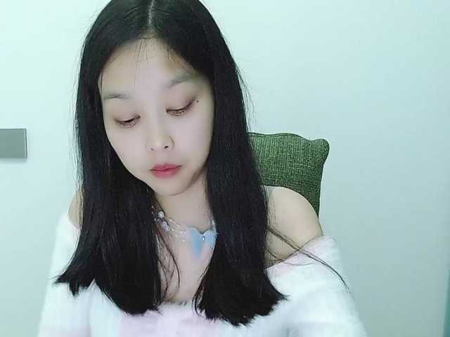 Selinababy99's BongaCams show and profile