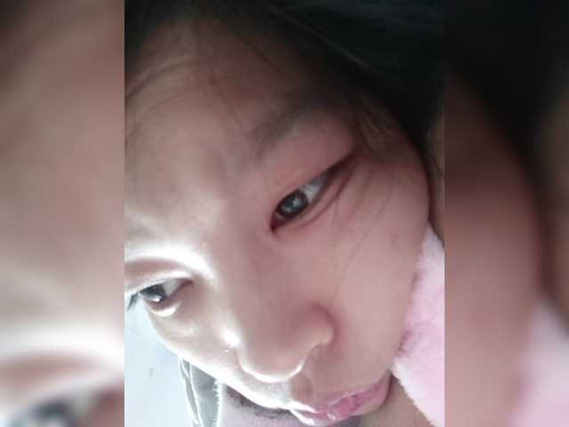 Selinababy99's BongaCams show and profile