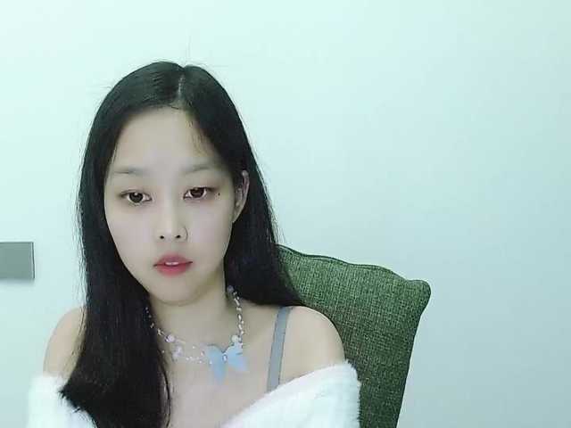 Selinababy99's BongaCams show and profile