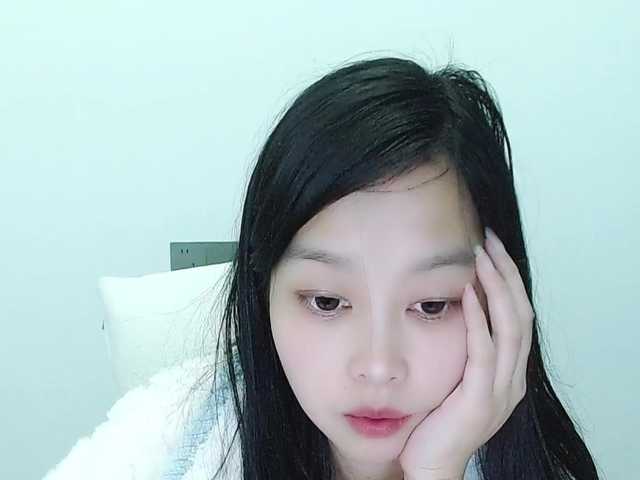 Selinababy99's BongaCams show and profile