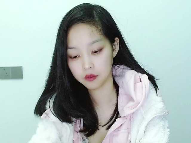 Selinababy99's BongaCams show and profile