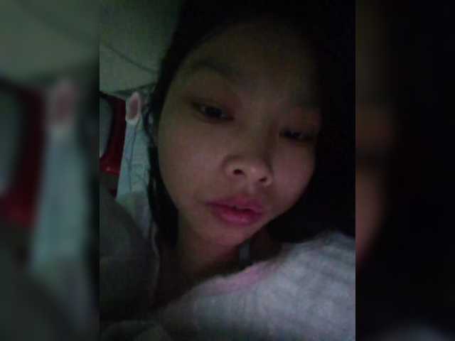 Selinababy99's BongaCams show and profile