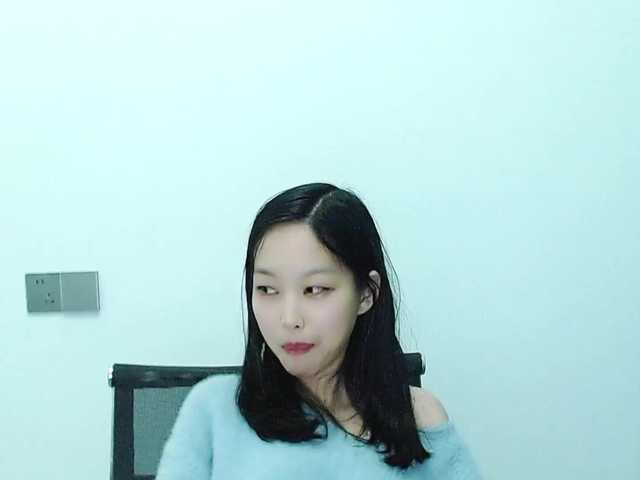 Selinababy99's BongaCams show and profile