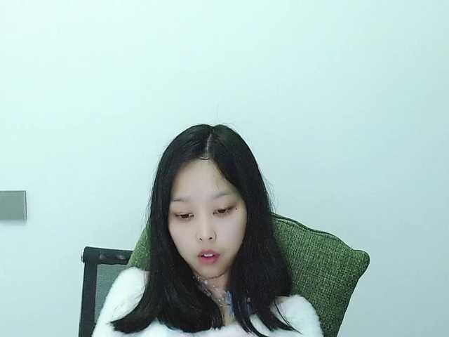 Selinababy99's BongaCams show and profile