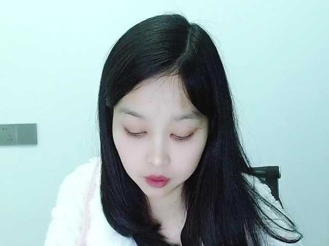 Selinababy99's BongaCams show and profile