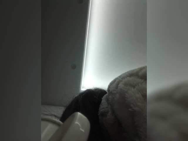 Selinababy99's BongaCams show and profile