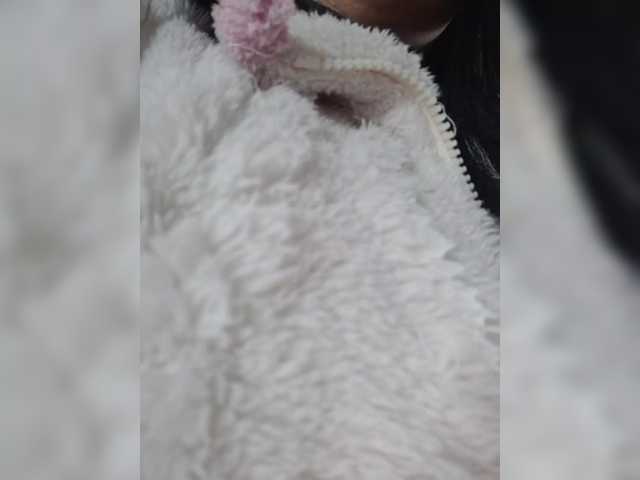 Selinababy99's BongaCams show and profile