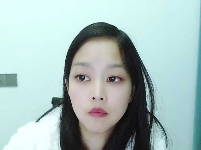 Selinababy99's BongaCams show and profile