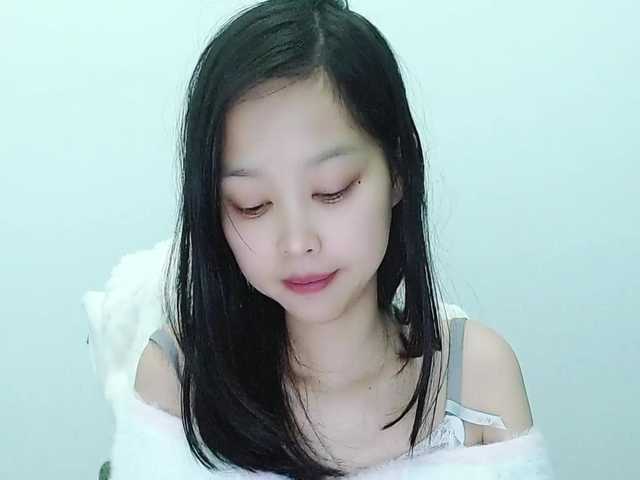 Selinababy99's BongaCams show and profile