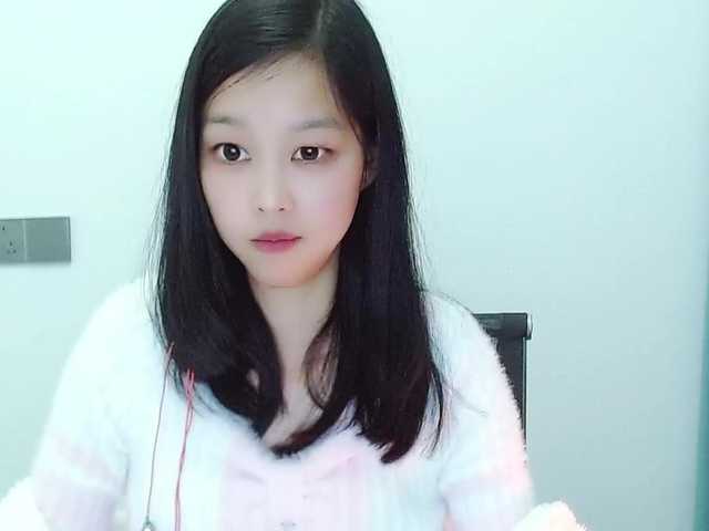 Selinababy99's BongaCams show and profile