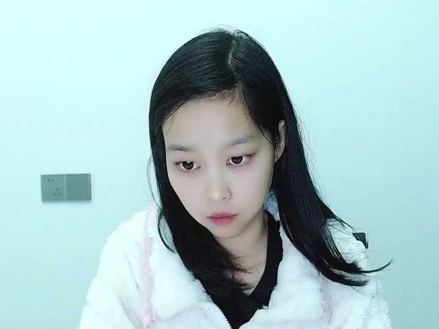 Selinababy99's BongaCams show and profile