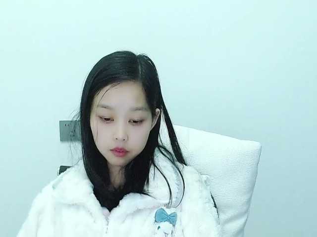 Selinababy99's BongaCams show and profile