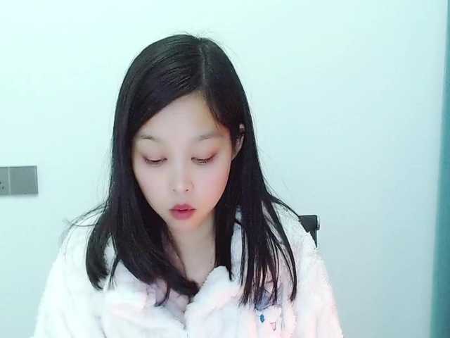 Selinababy99's BongaCams show and profile