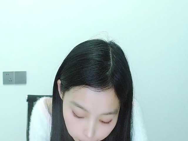 Selinababy99's BongaCams show and profile