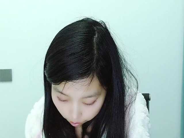 Selinababy99's BongaCams show and profile