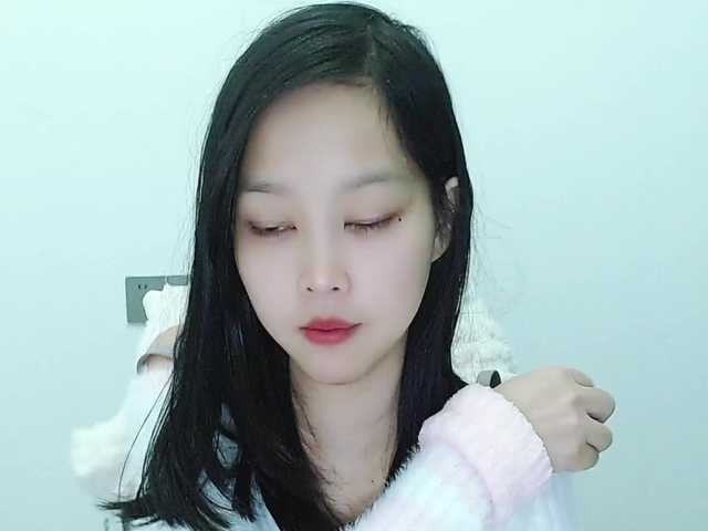 Selinababy99's BongaCams show and profile