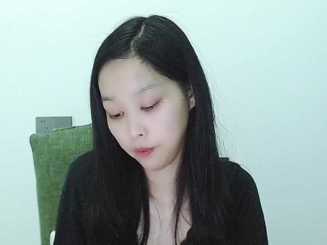 Selinababy99's BongaCams show and profile