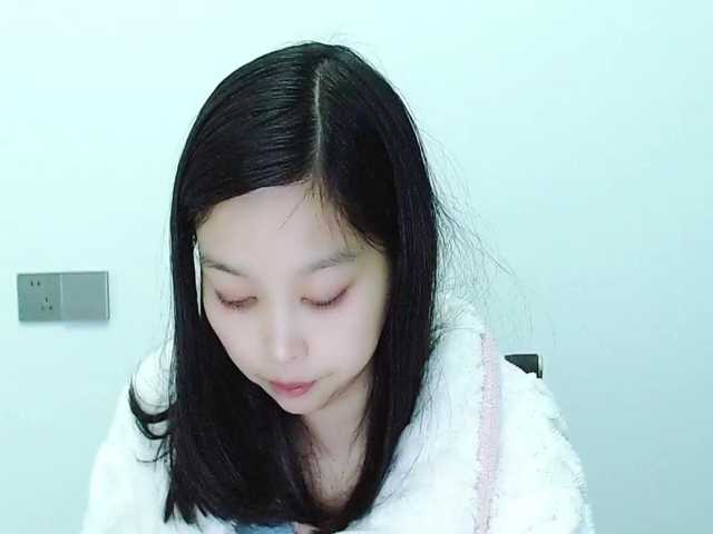 Selinababy99's BongaCams show and profile