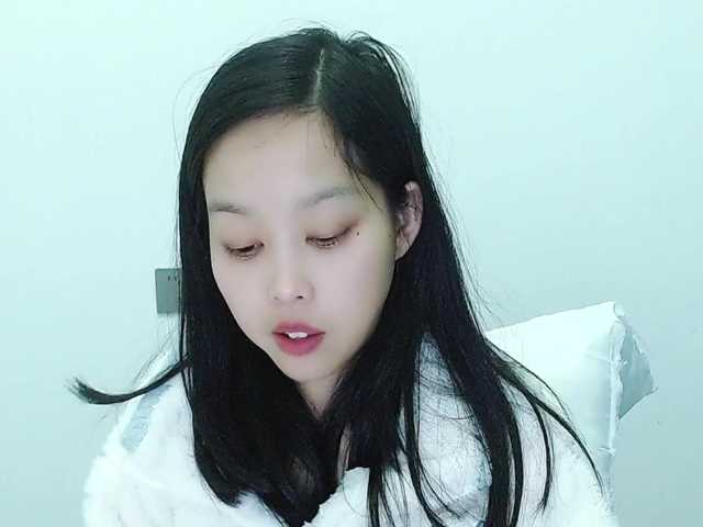 Selinababy99's BongaCams show and profile