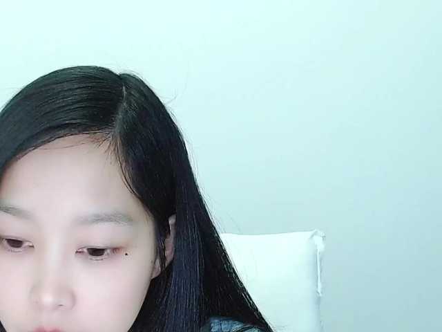 Selinababy99's BongaCams show and profile