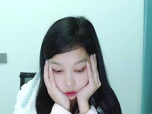 Selinababy99's BongaCams show and profile