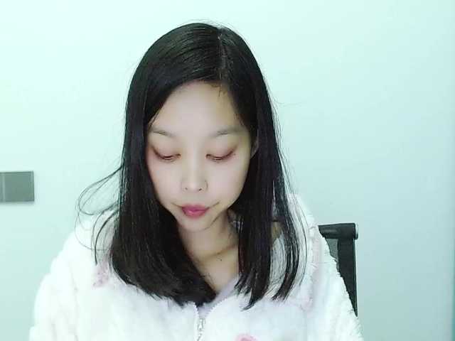 Selinababy99's BongaCams show and profile