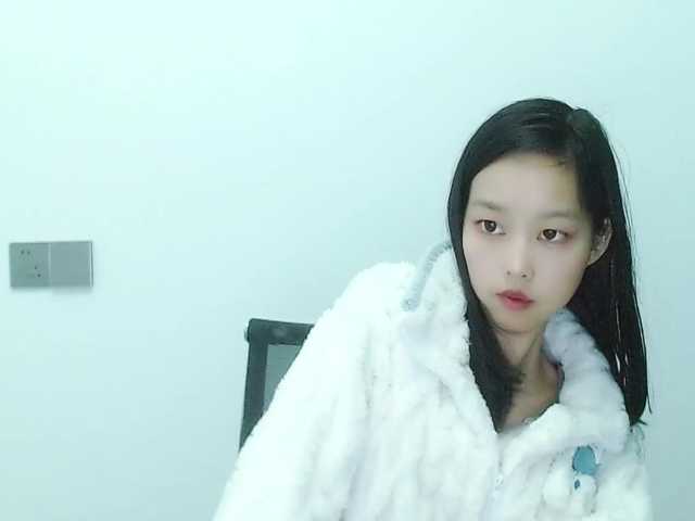 Selinababy99's BongaCams show and profile