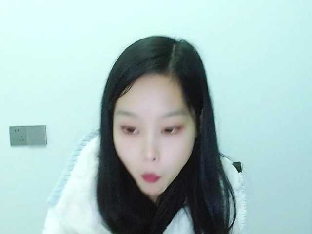 Selinababy99's BongaCams show and profile