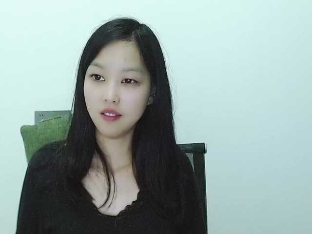 Selinababy99's BongaCams show and profile