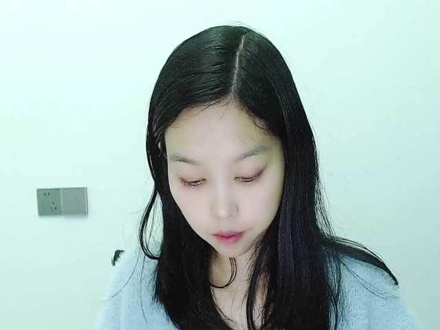 Selinababy99's BongaCams show and profile