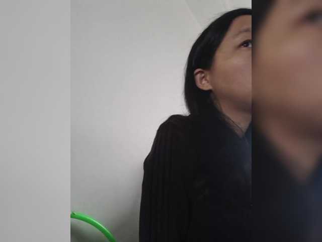 Selinababy99's BongaCams show and profile