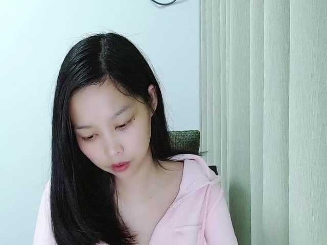 Selinababy99's BongaCams show and profile