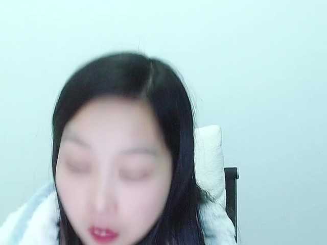 Selinababy99's BongaCams show and profile