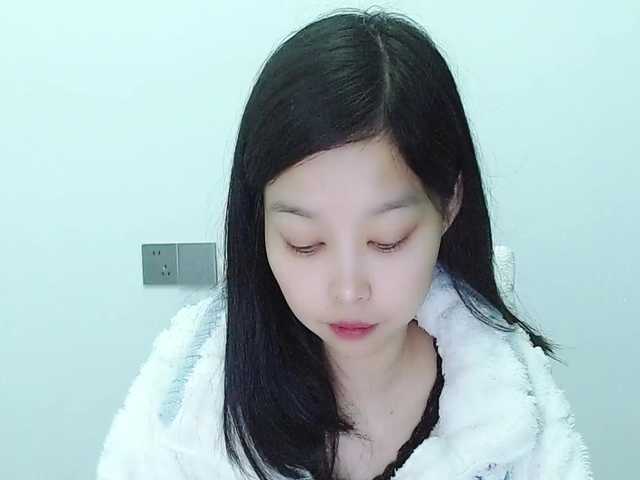 Selinababy99's BongaCams show and profile