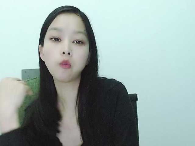 Selinababy99's BongaCams show and profile